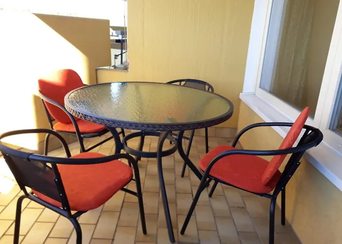 Romy 布劳恩拉格